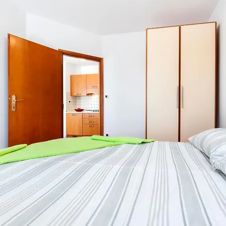 Mara Apartment