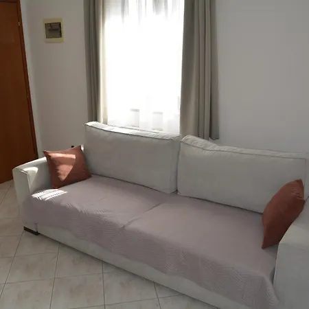Apartment Mara